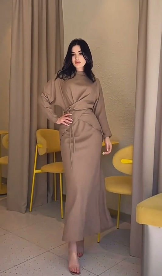 Elegant Satin Two-Piece Set – Top and Maxi Skirt